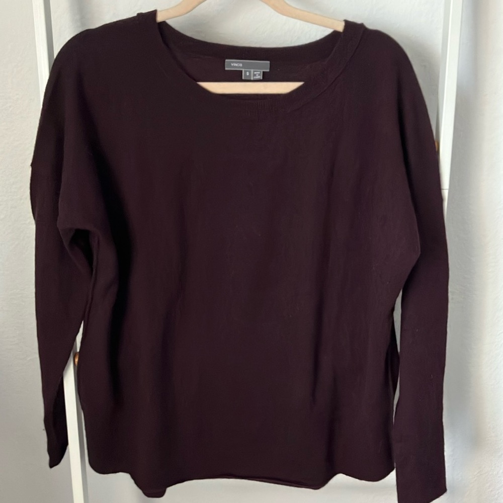 Vince dark burgundy cashmere sweater size small EUC